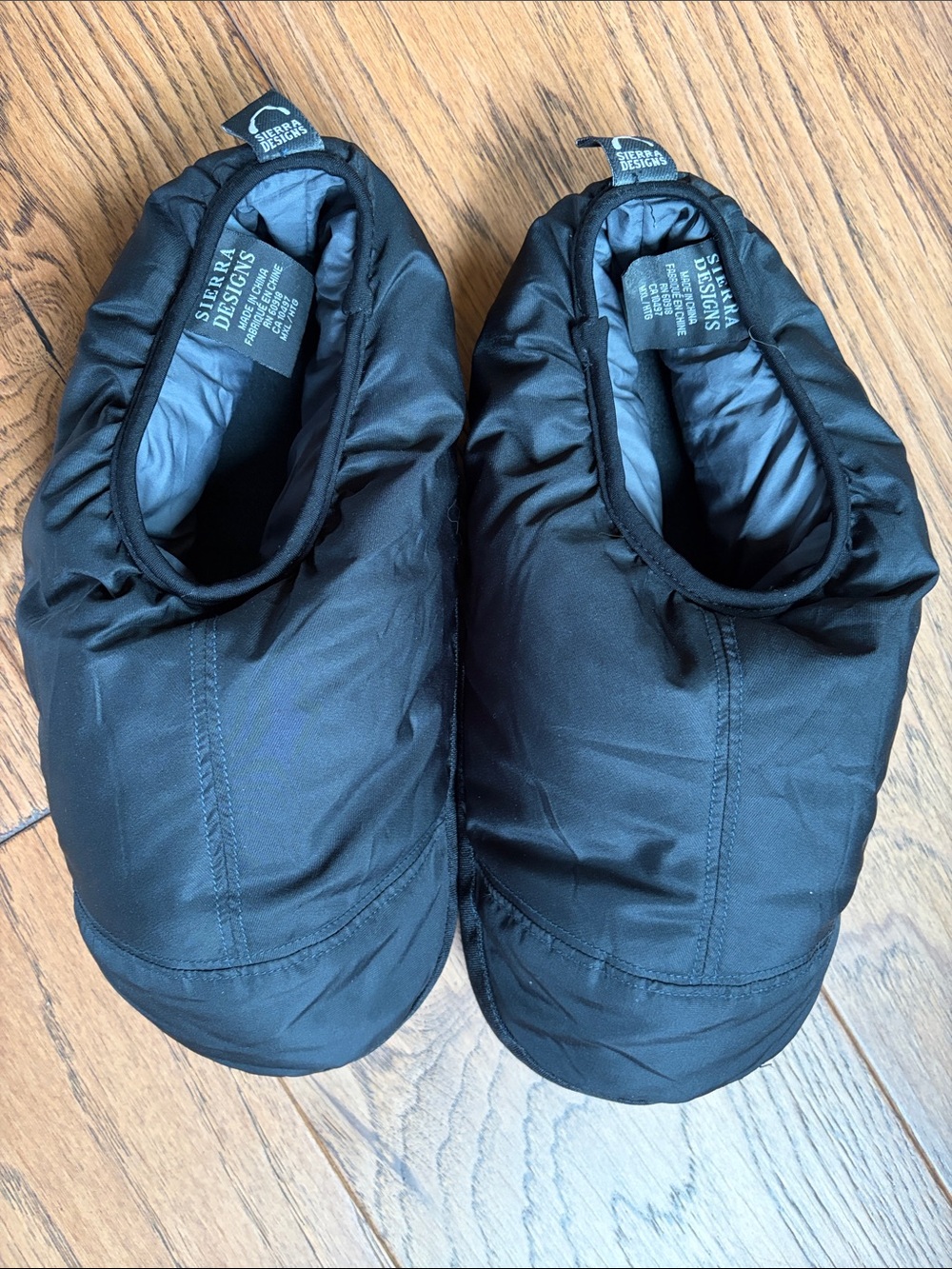NWOT Sierra Designs Down Moc Slippers, Black Size XL